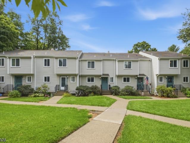 Townhouse for sale in Hardyston Township, Sussex County