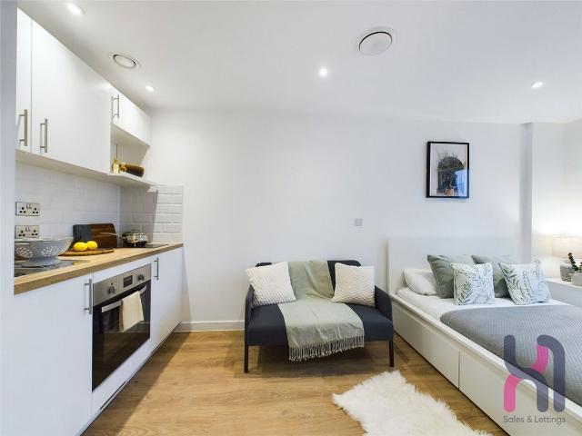 Studio for rent in Salford, Greater Manchester