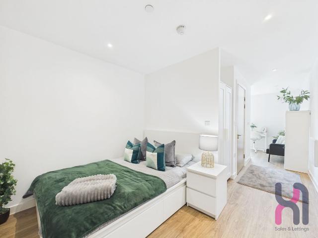 Studio for rent in Salford, Greater Manchester