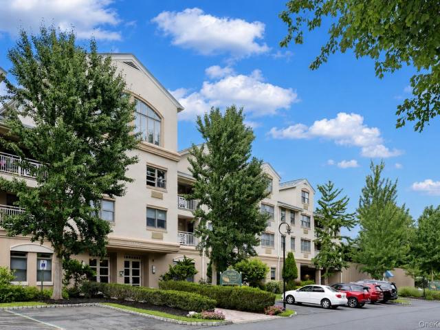 Condo for sale in Rockland, New York