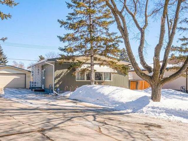 House for sale in East St. Paul, Manitoba