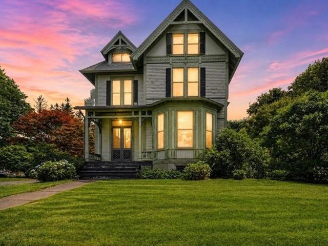 House for sale in North Brookfield, Massachusetts