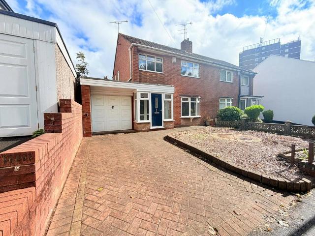 House for rent in Springs Mire, Dudley