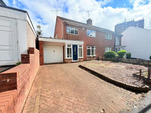 House for rent in Springs Mire, Dudley