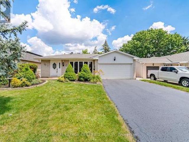 House for sale in Georgina, Ontario