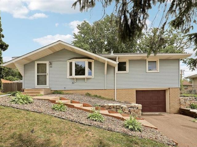 House for sale in Oakdale, Minnesota
