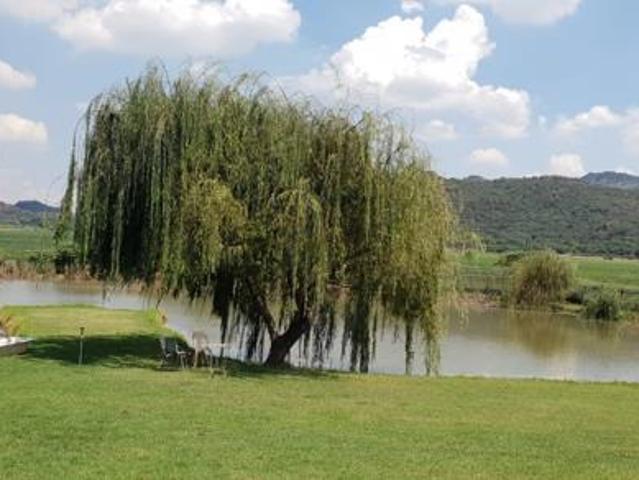 Farm for sale in Hartbeespoort Dam Nature Reserve, North West