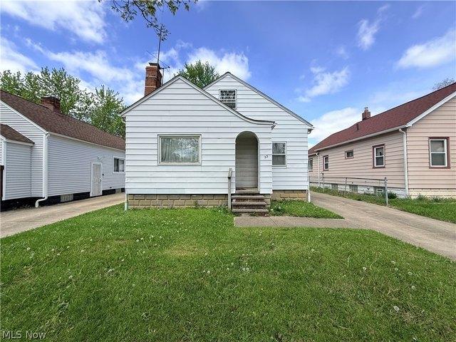 House for sale in Bedford, Ohio