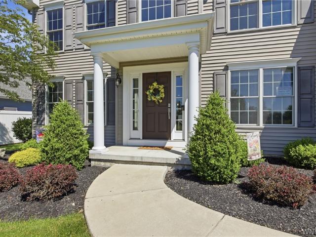House for sale in Bowmansville, New York