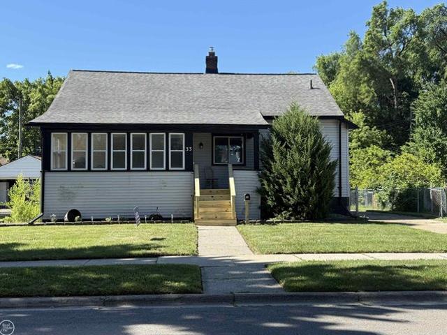 House for sale in Mount Clemens, Michigan