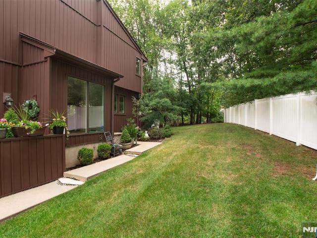 Townhouse for sale in Cedar Grove