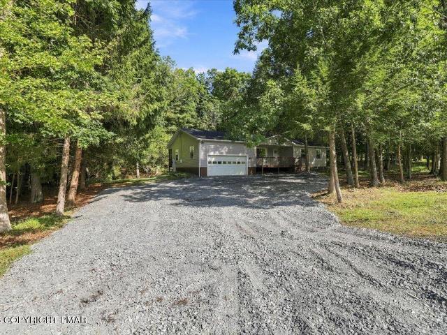 House for sale in Middle Smithfield Township, Monroe County