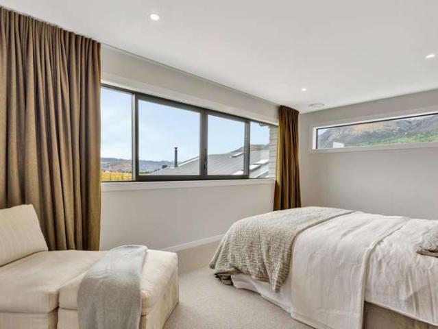 House for sale in Otakou