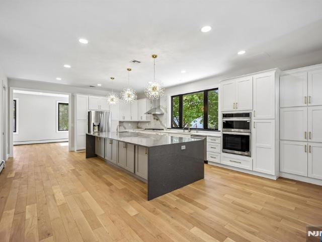 House for sale in River Edge, New Jersey