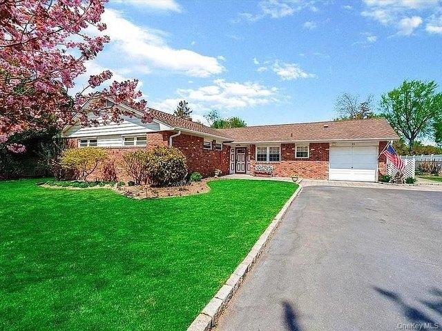 House for sale in Huntington, New York