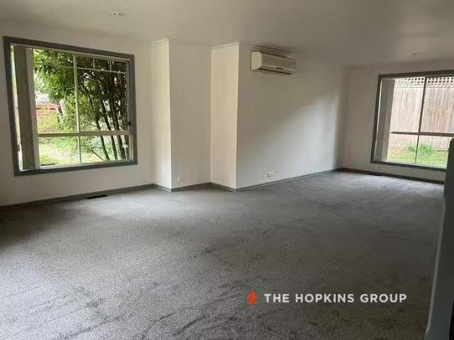 House for rent in Mont Albert North
