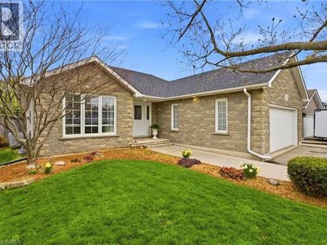 House for sale in County Of Brant, Ontario
