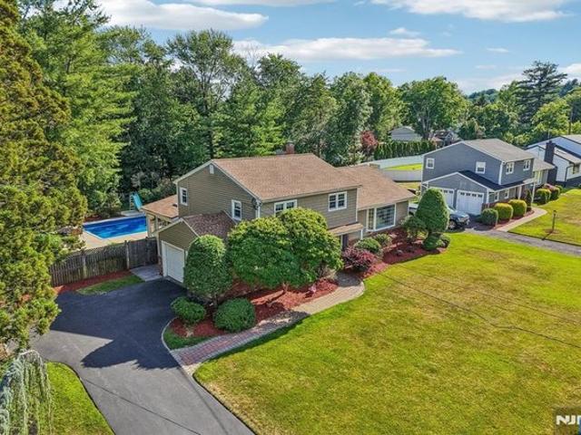 House for sale in Hillsdale, New Jersey