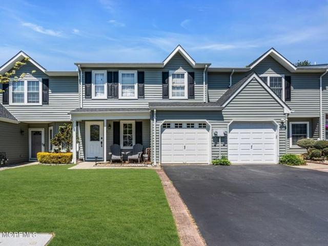 Townhouse for sale in Monmouth, New Jersey