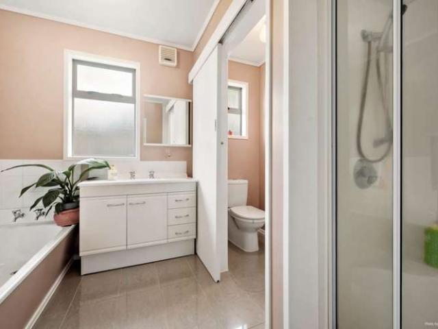 House for sale in Wairau Valley