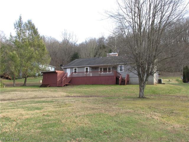 House for sale in Saint Marys, West Virginia