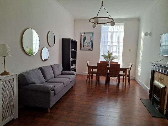 Apartment to rent in Bluebell, North Tipperary
