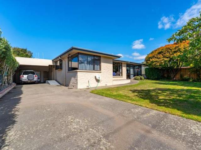 House for sale in Otakou