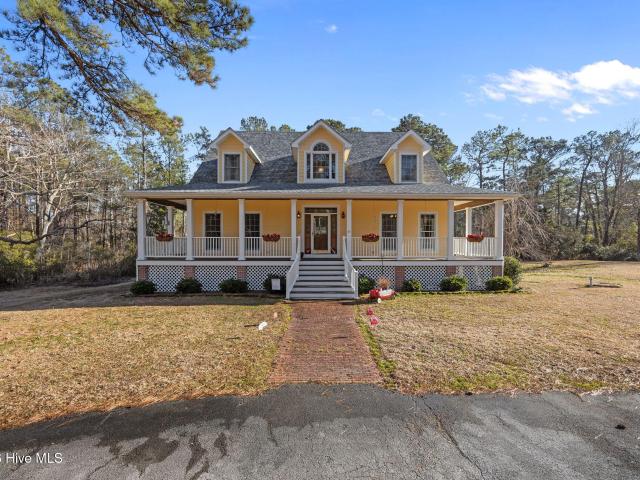 House for sale in Oriental, North Carolina