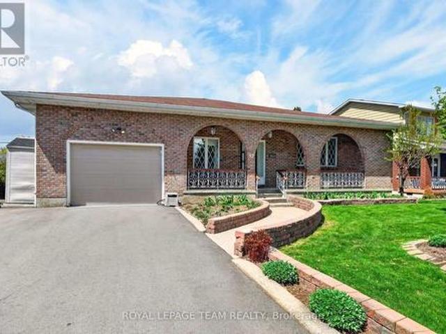 House for sale in College, Ottawa