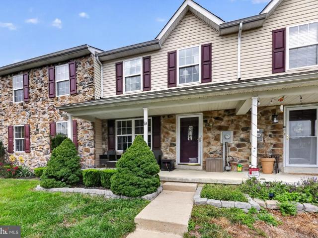Townhouse for sale in Winslow Township, Camden County