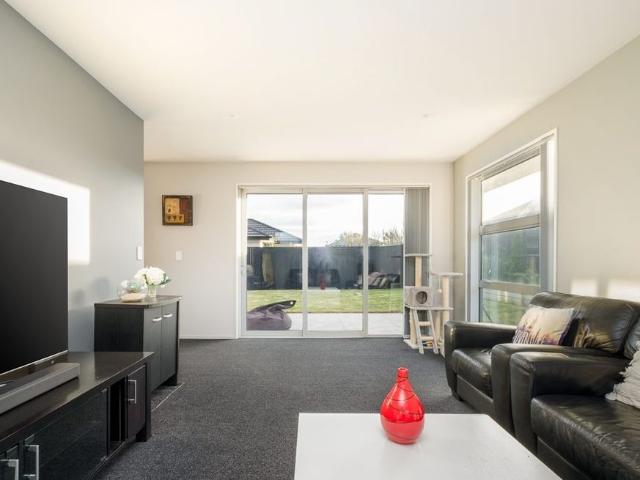 Apartment for rent in Heathcote, Canterbury