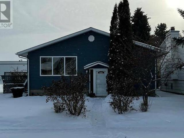 House for sale in Wedgewood, Alberta
