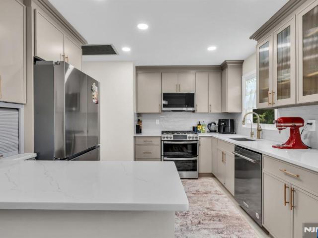 House for sale in Pequannock, New Jersey