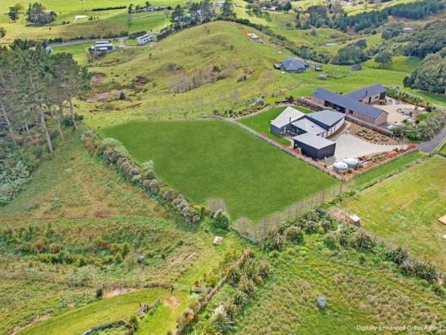 Property for sale in Auckland, Oroua County