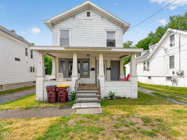 House for sale in Colonie, New York
