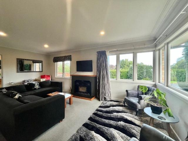 Apartment for rent in Awhitu