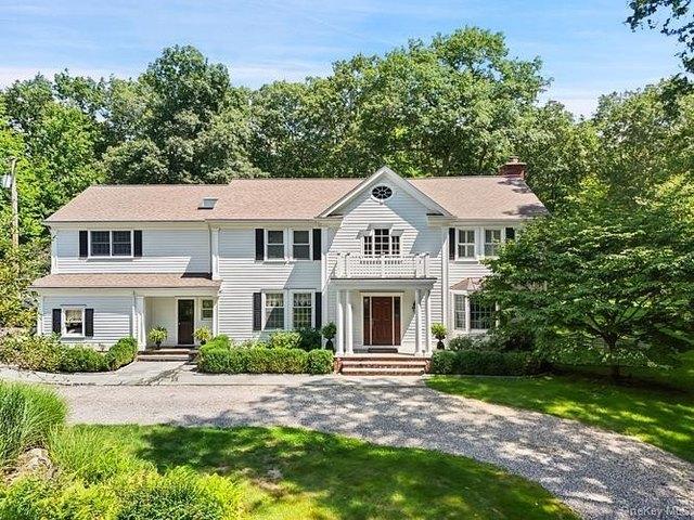 House for sale in Scotts Corners, Town of Pound Ridge