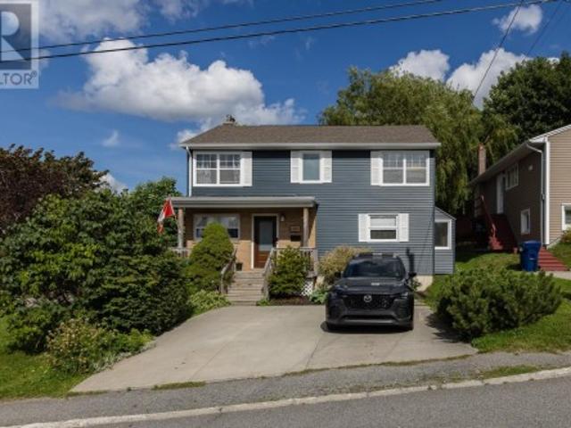 House for sale in Corner Brook, Newfoundland And Labrador