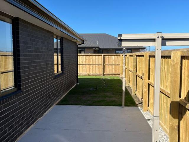 House for rent in Falcons Landing, Rolleston