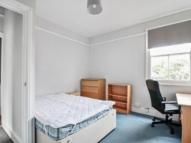 Room for rent in The Slade, Oxfordshire