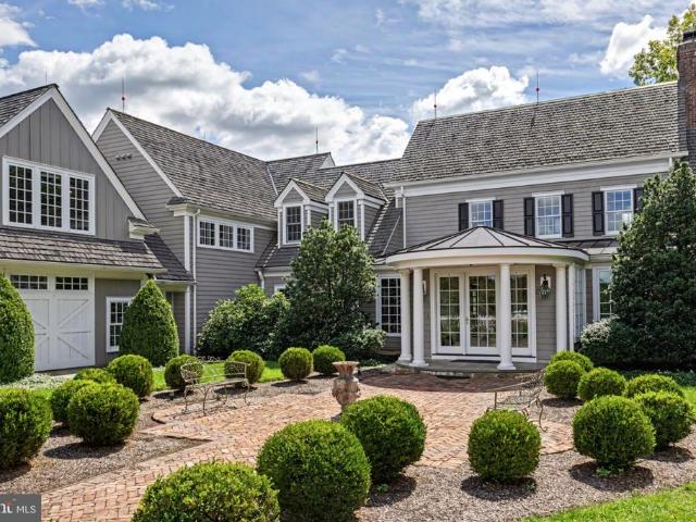 House for sale in Delaware, New Jersey