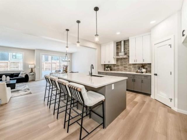 House for sale in Rockland Park, Calgary