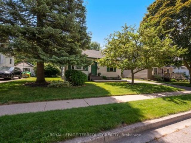 House for sale in Georgina, Ontario