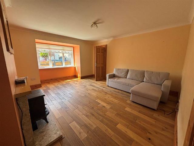 Apartment to rent in Portlaoise, North Tipperary