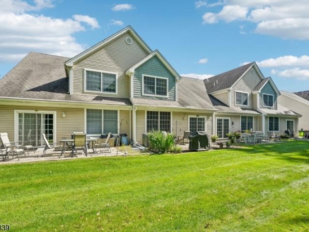 Townhouse for sale in Wantage, Sussex County