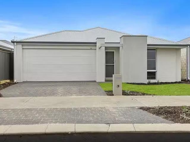 House for rent in Coodanup