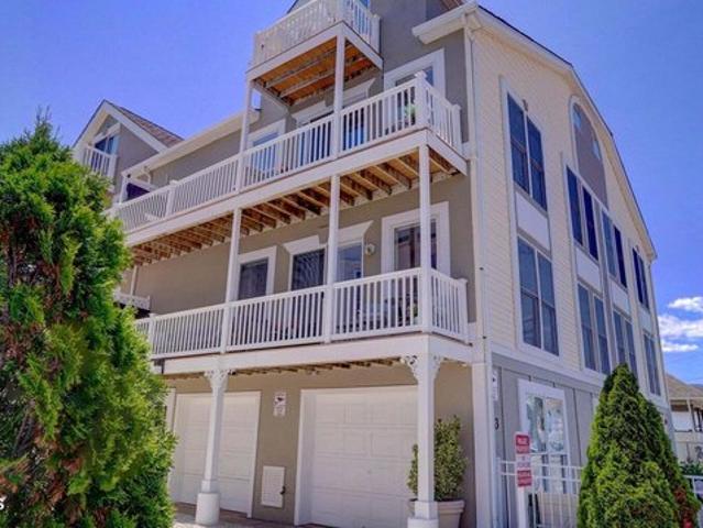 Condo for sale in Seaside Heights, New Jersey