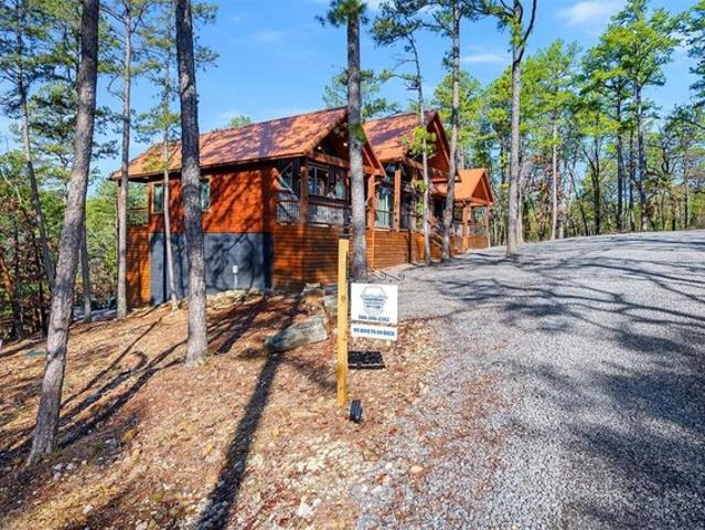 House for sale in Broken Bow, McCurtain County