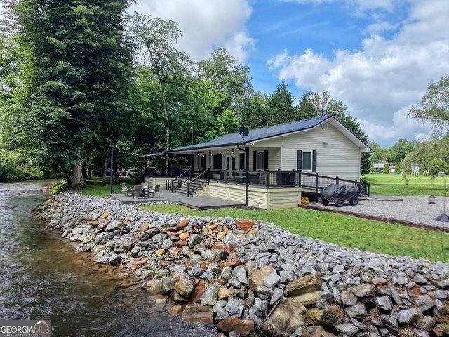 House for sale in Hayesville, North Carolina