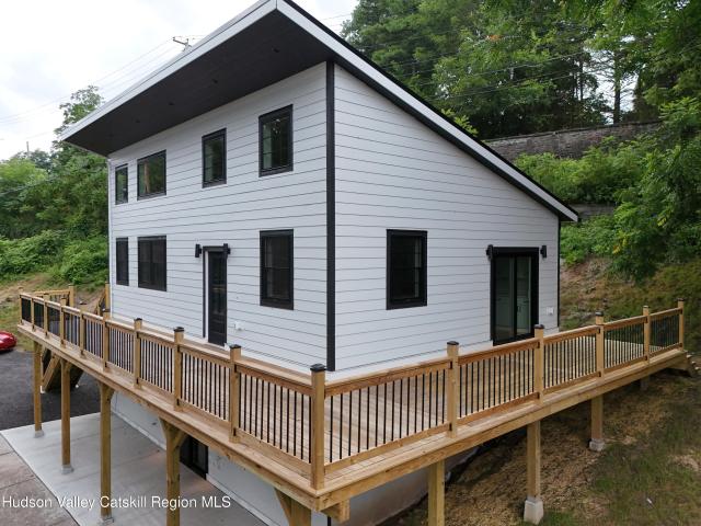 House for sale in Bloomington, New York